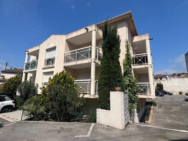 Immeuble Le Cannet 460 m2, spécial investisseur.