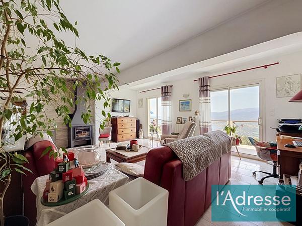 Maison vue mer panoramique sur les hauteurs de Calcatoggio - piscine chauffée - appartement indépendant