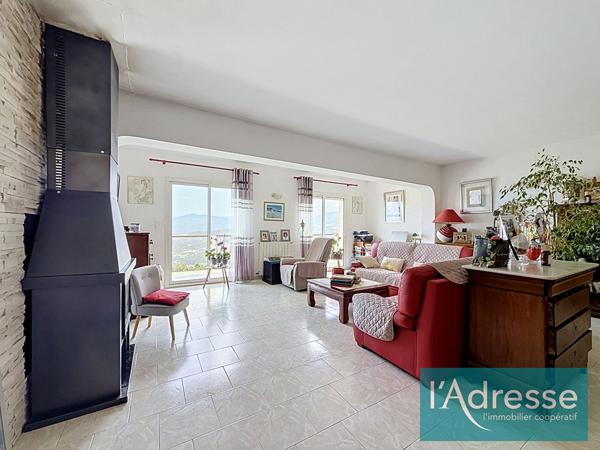 Maison vue mer panoramique sur les hauteurs de Calcatoggio - piscine chauffée - appartement indépendant