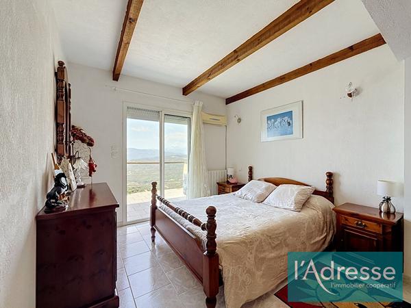 Maison vue mer panoramique sur les hauteurs de Calcatoggio - piscine chauffée - appartement indépendant