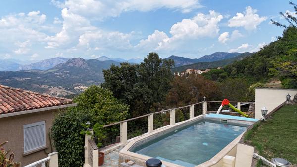 Maison vue mer panoramique sur les hauteurs de Calcatoggio - piscine chauffée - appartement indépendant