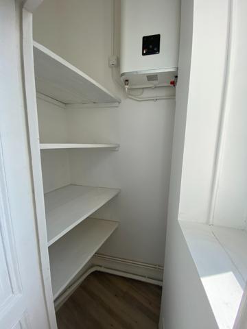 Sens (89100) Grand T2 refait à neuf avec balcon à Sens