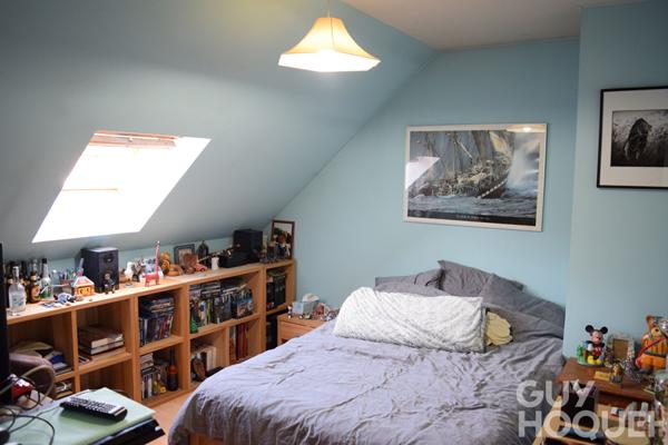 PAVILLON F4 LE PERRAY EN YVELINES