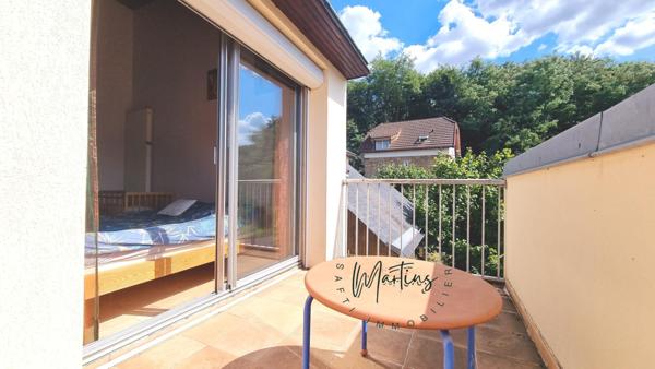 Maison Familiale, proche centre ville, 170m², 5 chambres, studio indépendant, garage.