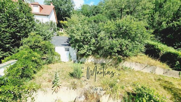 Maison Familiale, proche centre ville, 170m², 5 chambres, studio indépendant, garage.