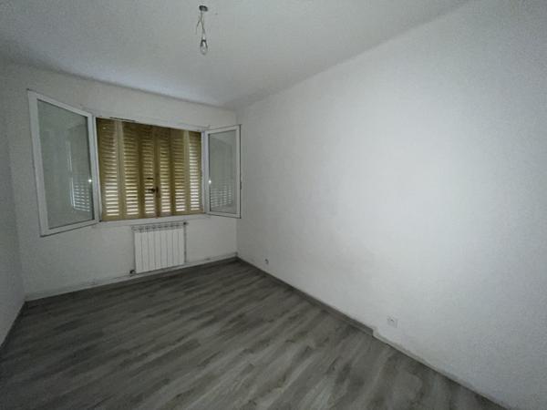 Appartement à louer 450 € CC Villefranche-de-Rouergue 3 p 58 m² DPE E