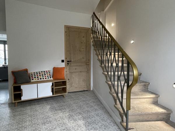 Maison 6 pièces - 160 m² Exclusivité efficity