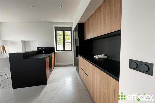 Maison 6 pièces - 160 m² Exclusivité efficity