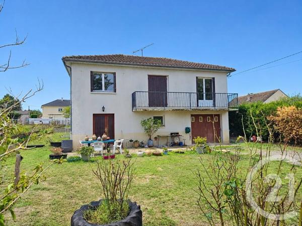 Maison à vendre  5 pièces - 105 m 2   ST PIERRE LE MOUTIER  - 58