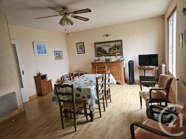 Maison à vendre  5 pièces - 105 m 2   ST PIERRE LE MOUTIER  - 58