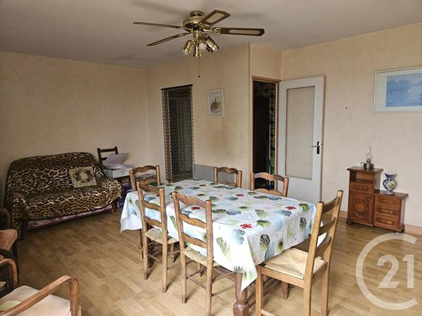 Maison à vendre  5 pièces - 105 m 2   ST PIERRE LE MOUTIER  - 58