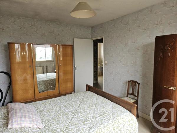 Maison à vendre  5 pièces - 105 m 2   ST PIERRE LE MOUTIER  - 58