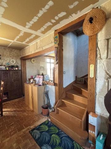 Très joli corps de ferme à terminer de rénover