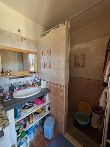 Très joli corps de ferme à terminer de rénover