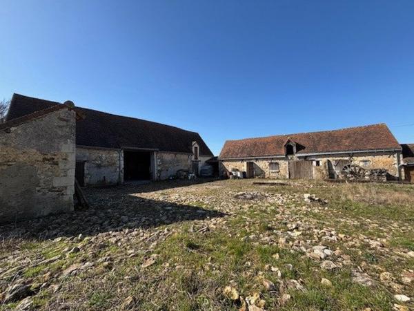 Très joli corps de ferme à terminer de rénover