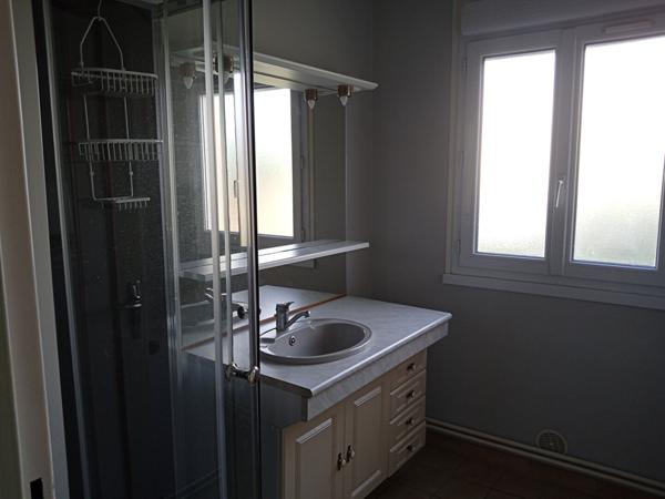 Maison 85 m² avec véranda et garage ? Breuil-Magné