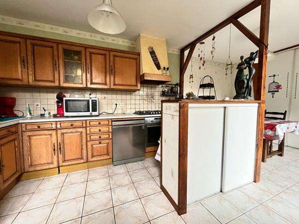 Maison Lassay Les Chateaux 7 pièce(s) 204 m2