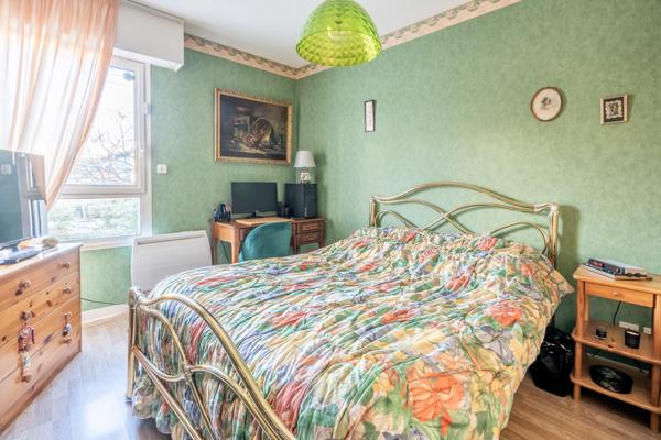 Lumineux 2 pièces avec balcon et parking