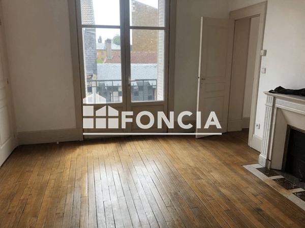 Location Appartement 5 pièces 110.5 m² - 16 AVENUE D'ARCHES Charleville Mezieres 08000