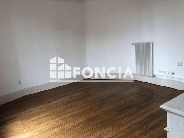 Location Appartement 5 pièces 110.5 m² - 16 AVENUE D'ARCHES Charleville Mezieres 08000