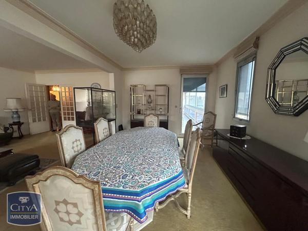 Appartement à vendre 4 pièces 121m² Oyonnax (01100)