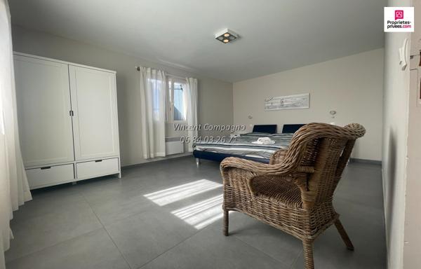 Villa 170 m², 8 pièces, 6 chambres, piscine, grand garage et terrain