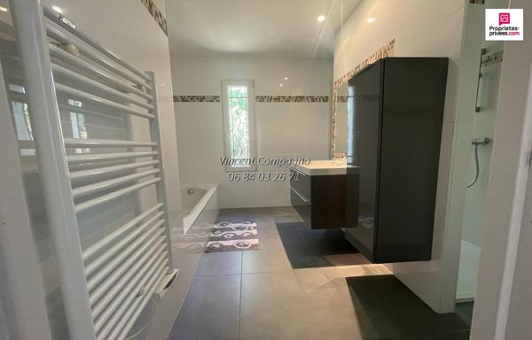 Villa 170 m², 8 pièces, 6 chambres, piscine, grand garage et terrain