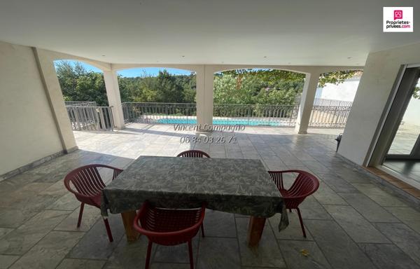 Villa 170 m², 8 pièces, 6 chambres, piscine, grand garage et terrain