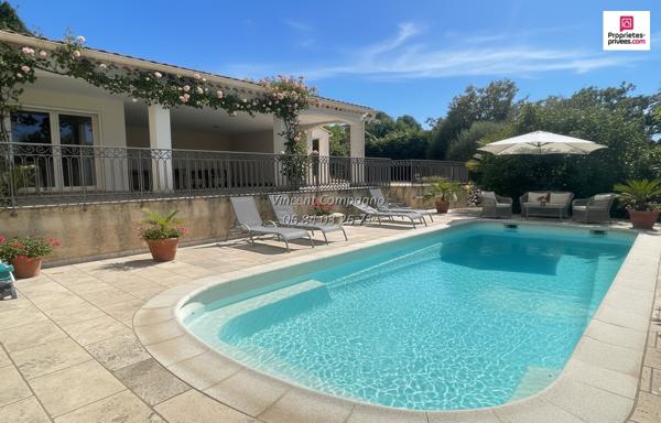 Villa 170 m², 8 pièces, 6 chambres, piscine, grand garage et terrain