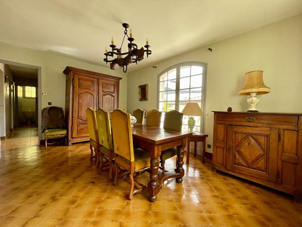 Cadaujac dans un environnement calme maison traditionnelle