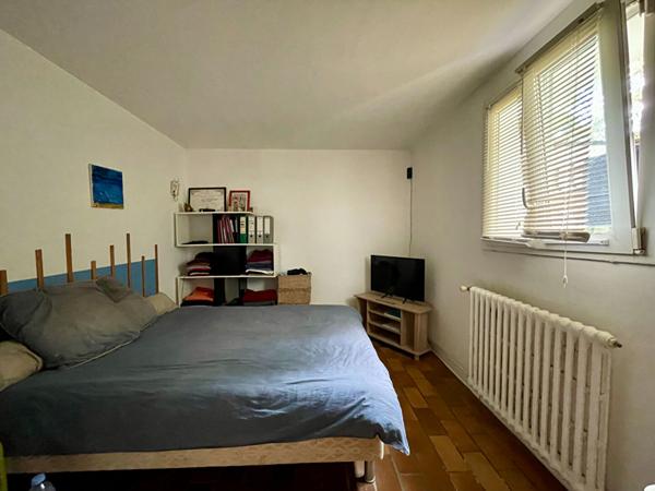 Cadaujac dans un environnement calme maison traditionnelle