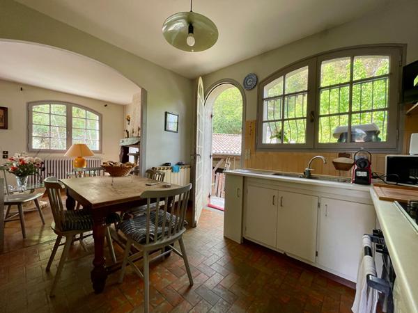 Cadaujac dans un environnement calme maison traditionnelle