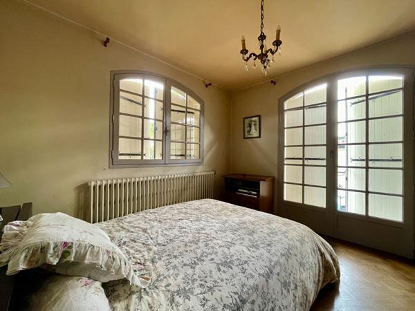 Cadaujac dans un environnement calme maison traditionnelle