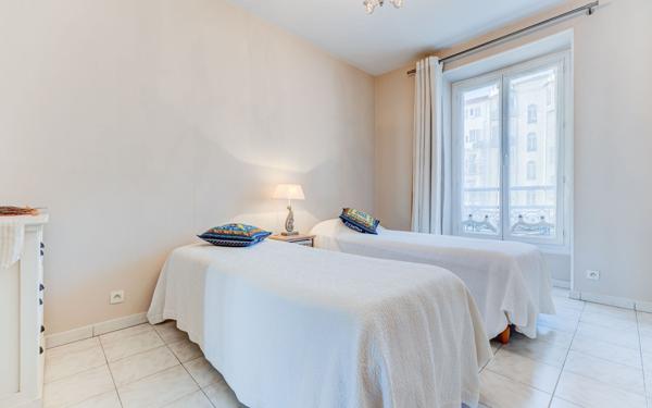 Appartement à vendre    3 pièces • 85 m2 Nice