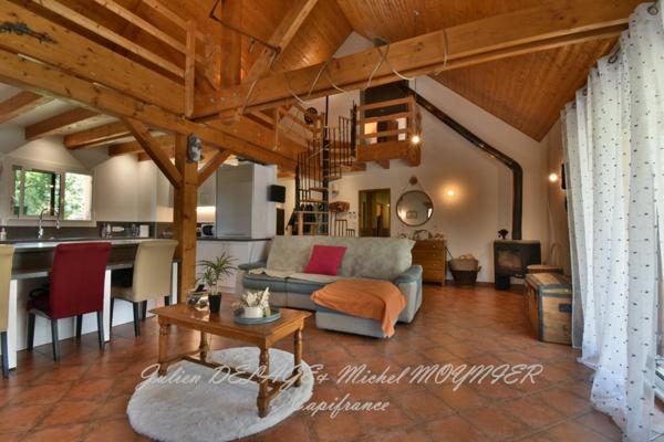 Maison T6 à UBAYE SERRE PONCON (04)