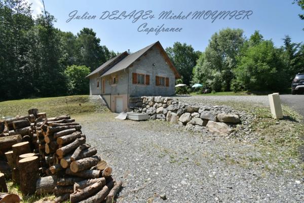 Maison T6 à UBAYE SERRE PONCON (04)