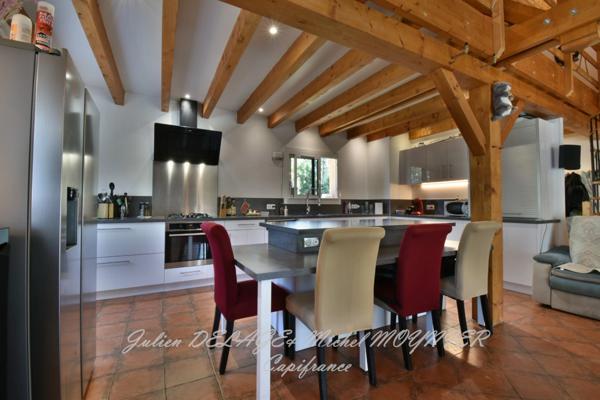 Maison T6 à UBAYE SERRE PONCON (04)