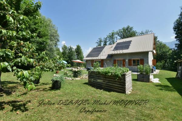 Maison T6 à UBAYE SERRE PONCON (04)