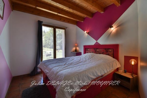 Maison T6 à UBAYE SERRE PONCON (04)