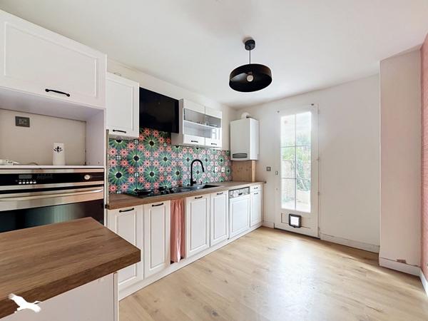 Maison 206 700 € Rochefort 4 p 102 m² DPE D