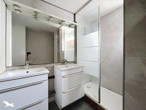 Maison 206 700 € Rochefort 4 p 102 m² DPE D
