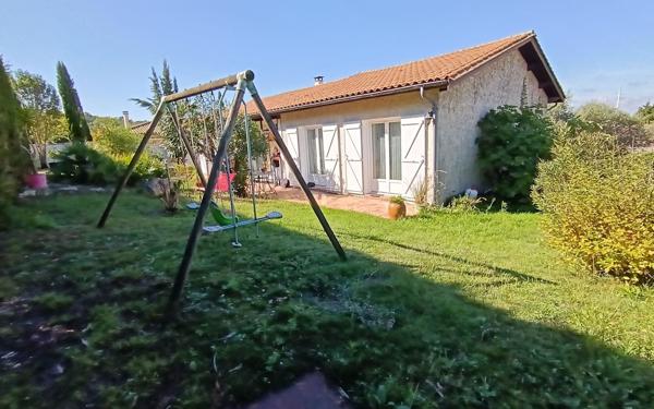 Maison à vendre    5 pièces •  Bassens