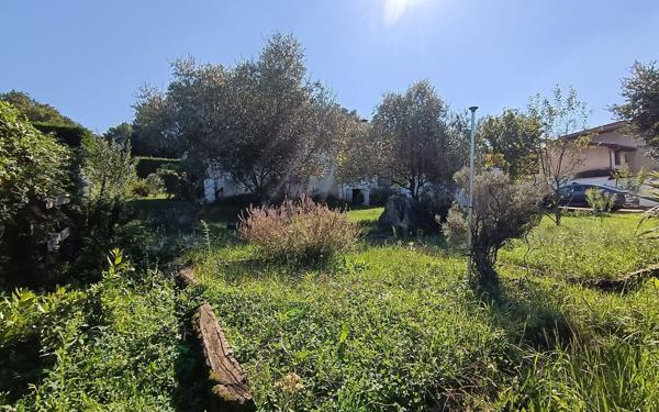 Maison à vendre    5 pièces •  Bassens