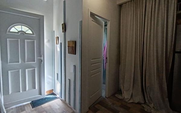 Maison à vendre    5 pièces •  Bassens