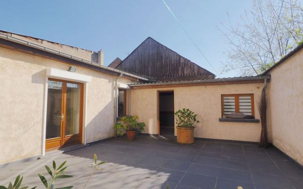 Maison à vendre    6 pièces •  Crécy-sur-Serre