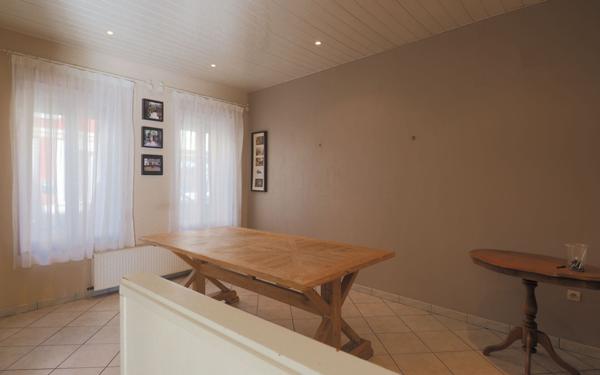 Maison à vendre    6 pièces •  Crécy-sur-Serre