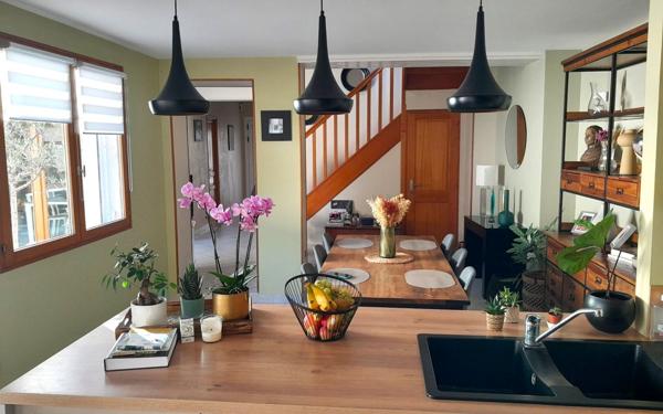 Maison à vendre    6 pièces •  Crécy-sur-Serre