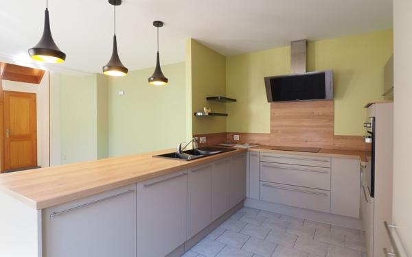 Maison à vendre    6 pièces •  Crécy-sur-Serre