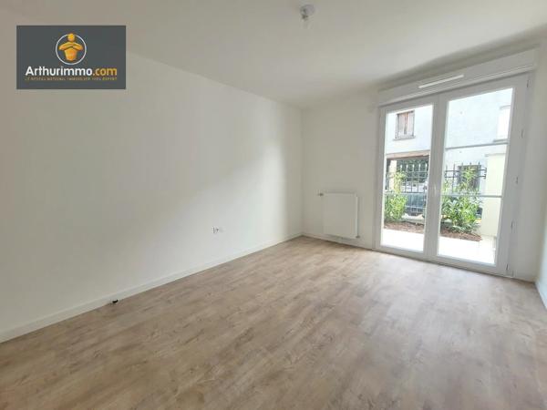 Location                                                      Appartement
                        
                     3 pièces                      57 m2                     à Le Plessis-Bouchard