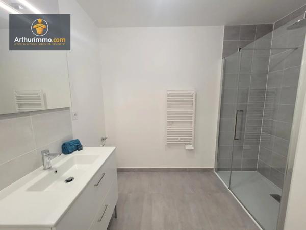 Location                                                      Appartement
                        
                     3 pièces                      57 m2                     à Le Plessis-Bouchard